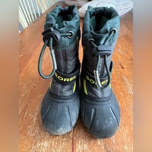 SOREL winter boots little kids size 8